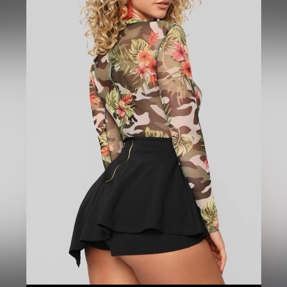 Camo Floral Romper - Picture 6 of 11